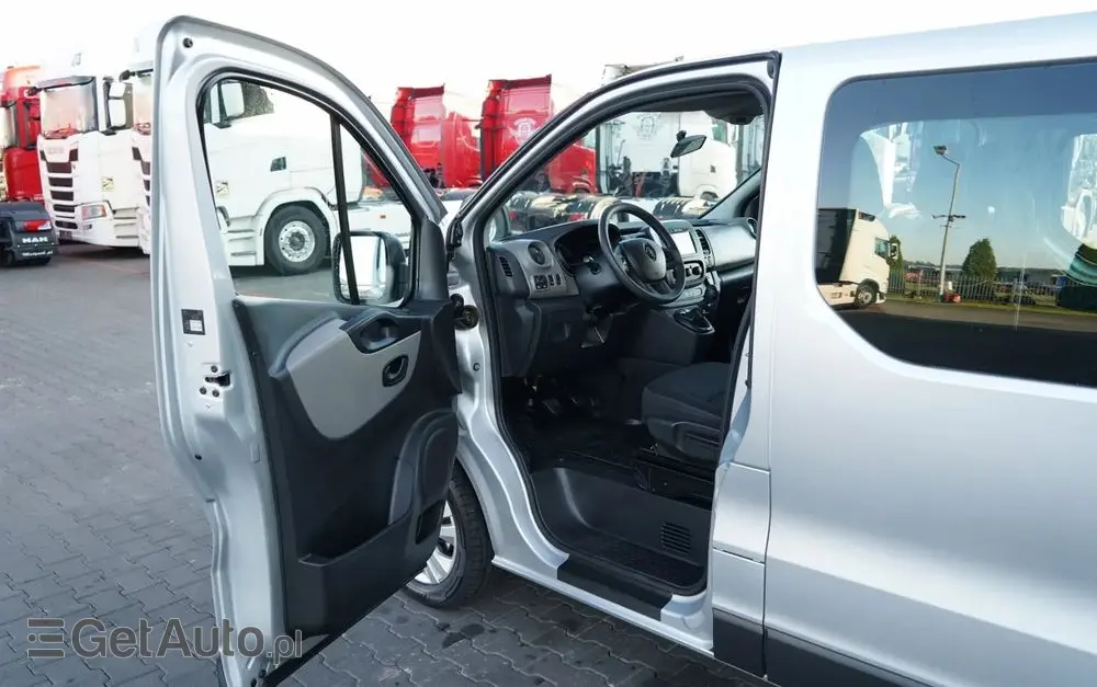 RENAULT TRAFIC 125 DCI  / BUS / 9 MIEJSC / 2017 ROK / POLSKI SALON / SERWISOWANY 