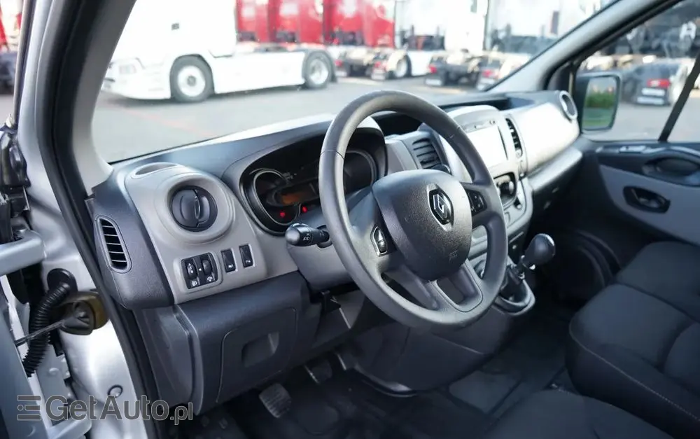 RENAULT TRAFIC 125 DCI  / BUS / 9 MIEJSC / 2017 ROK / POLSKI SALON / SERWISOWANY 