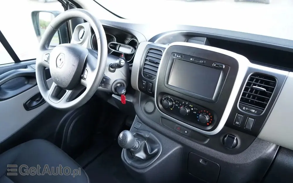 RENAULT TRAFIC 125 DCI  / BUS / 9 MIEJSC / 2017 ROK / POLSKI SALON / SERWISOWANY 