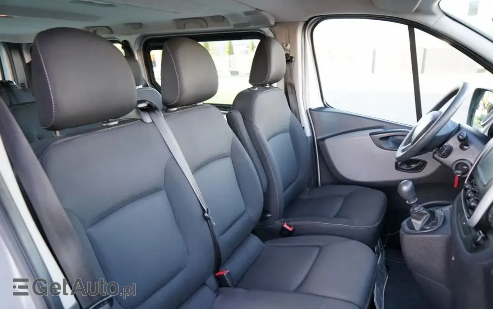 RENAULT TRAFIC 125 DCI  / BUS / 9 MIEJSC / 2017 ROK / POLSKI SALON / SERWISOWANY 