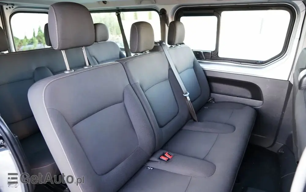 RENAULT TRAFIC 125 DCI  / BUS / 9 MIEJSC / 2017 ROK / POLSKI SALON / SERWISOWANY 