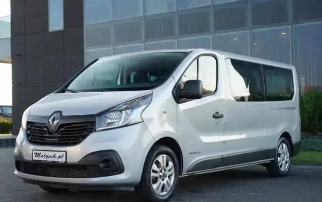 RENAULT TRAFIC 125 DCI  / BUS / 9 MIEJSC / 2017 ROK / POLSKI SALON / SERWISOWANY 