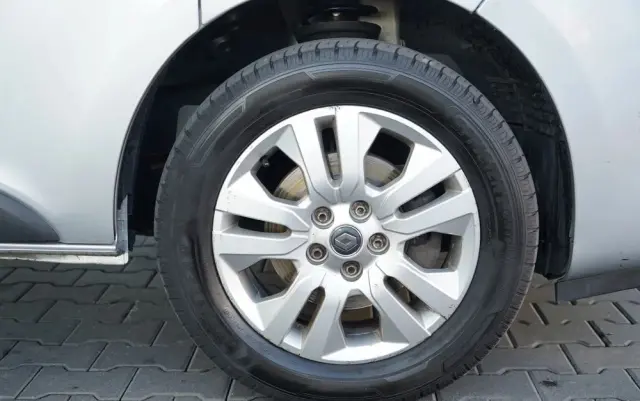 RENAULT TRAFIC 125 DCI  / BUS / 9 MIEJSC / 2017 ROK / POLSKI SALON / SERWISOWANY 