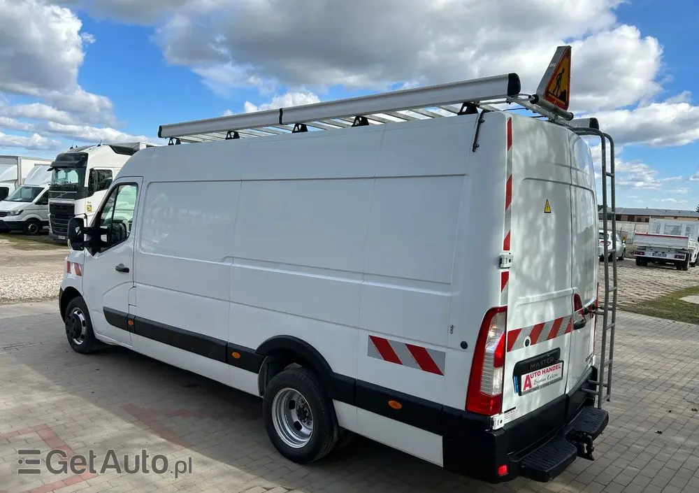 RENAULT Master na bliźniaku 