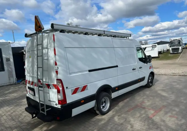 RENAULT Master na bliźniaku 