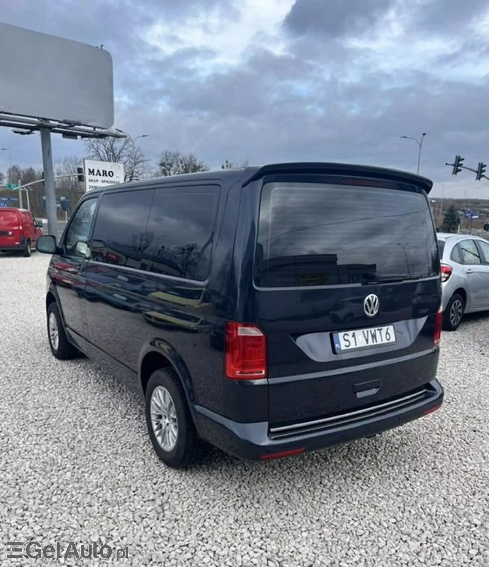 VOLKSWAGEN Transporter 