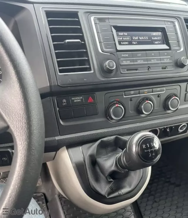 VOLKSWAGEN Transporter 