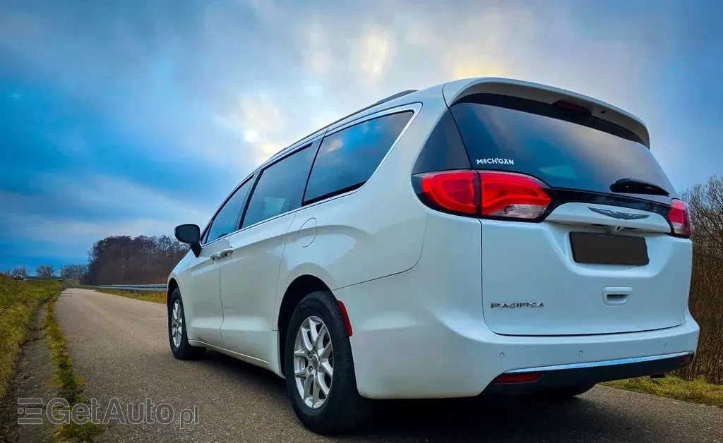 CHRYSLER Pacifica 