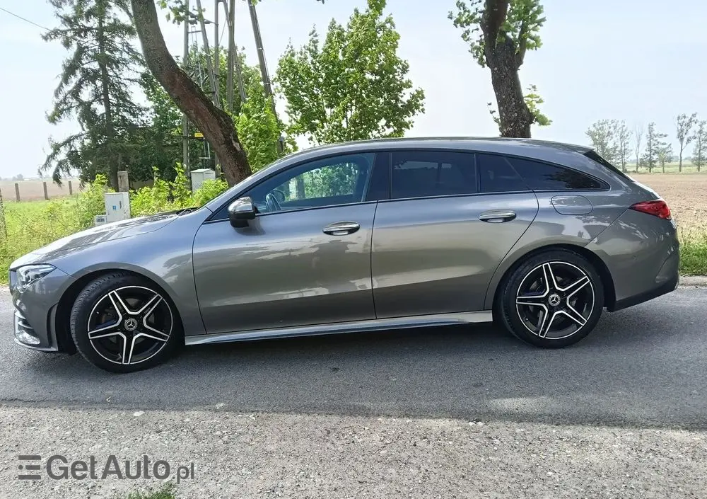 MERCEDES-BENZ CLA 180 d 7G-DCT AMG Line