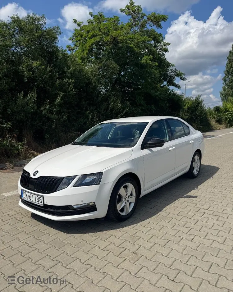 SKODA Octavia 1.5 TSI ACT Ambition