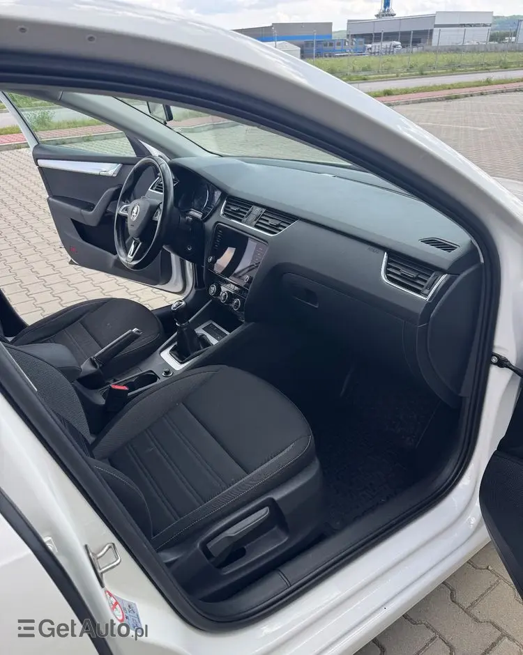 SKODA Octavia 1.5 TSI ACT Ambition