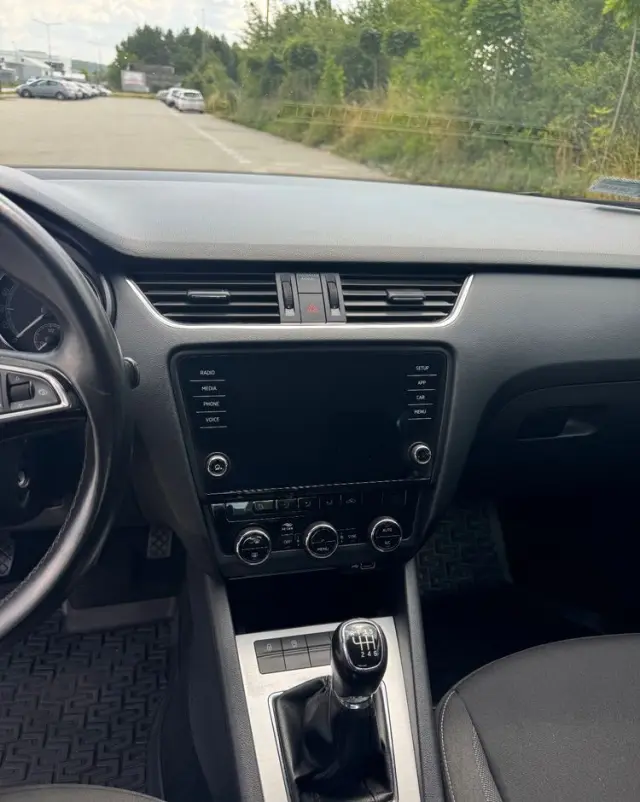 SKODA Octavia 1.5 TSI ACT Ambition