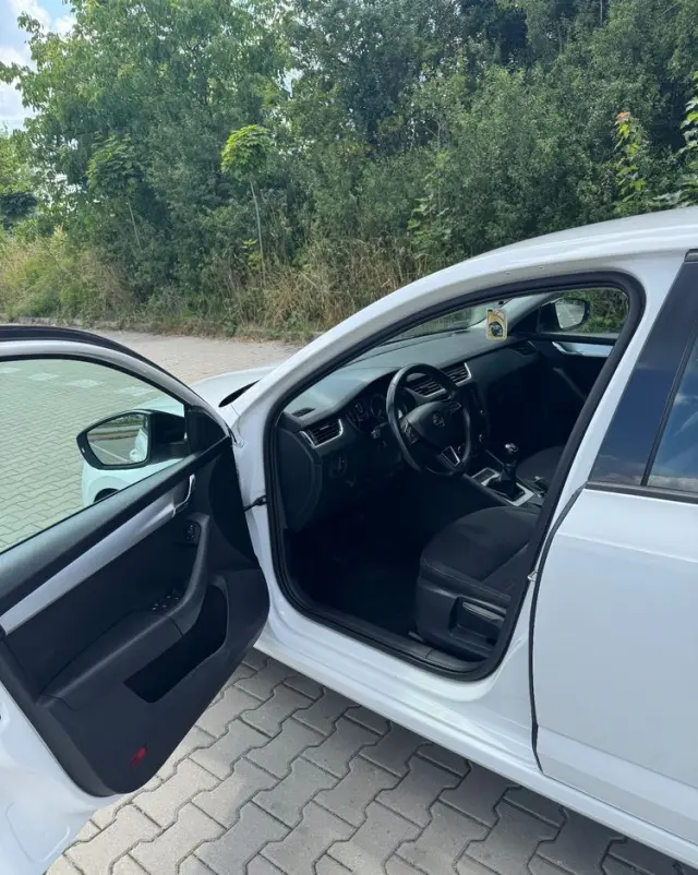 SKODA Octavia 1.5 TSI ACT Ambition