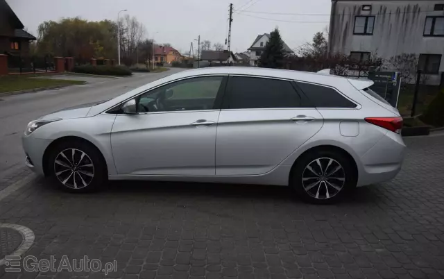 HYUNDAI I40 Kombi blue 1.7 CRDi Classic