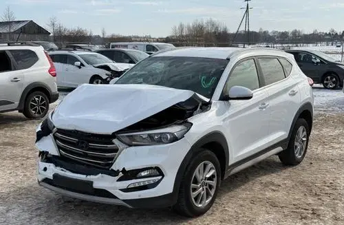 HYUNDAI Tucson 