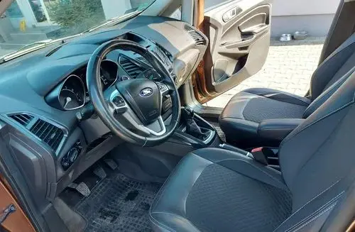 FORD EcoSport 