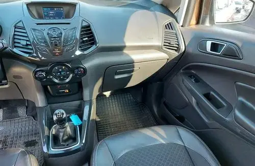 FORD EcoSport 