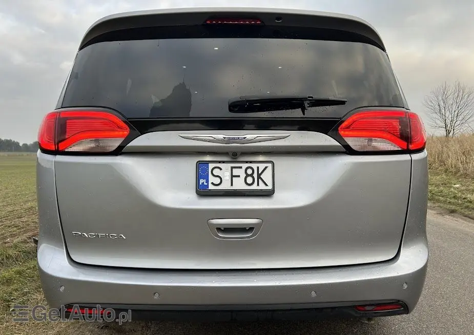 CHRYSLER Pacifica 