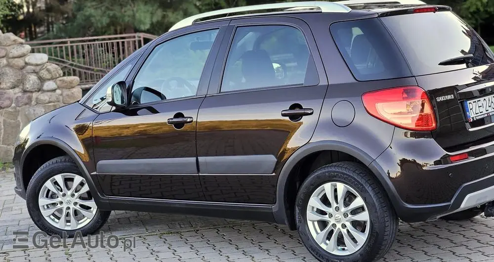 SUZUKI SX4 1.6 Premium 4WD