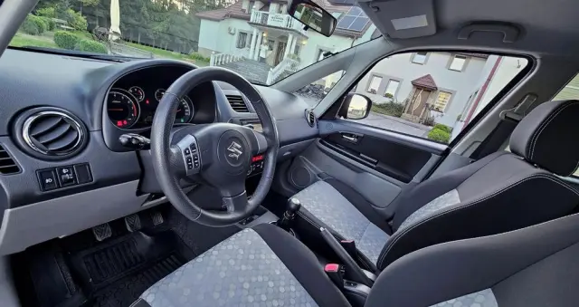SUZUKI SX4 1.6 Premium 4WD