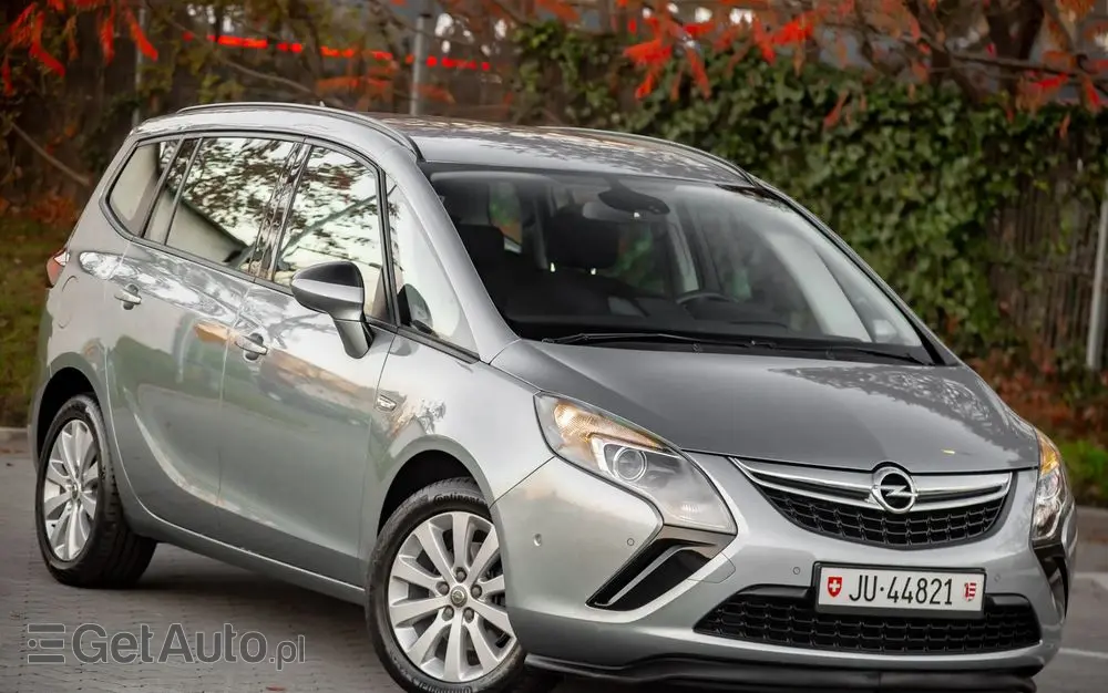 OPEL Zafira 1.4 T Cosmo