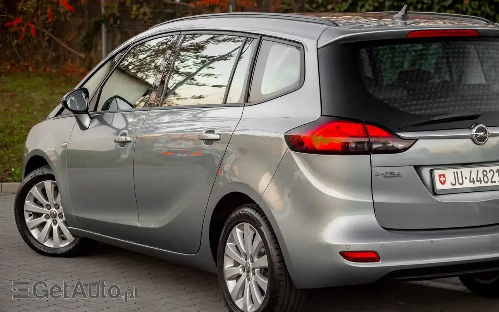 OPEL Zafira 1.4 T Cosmo