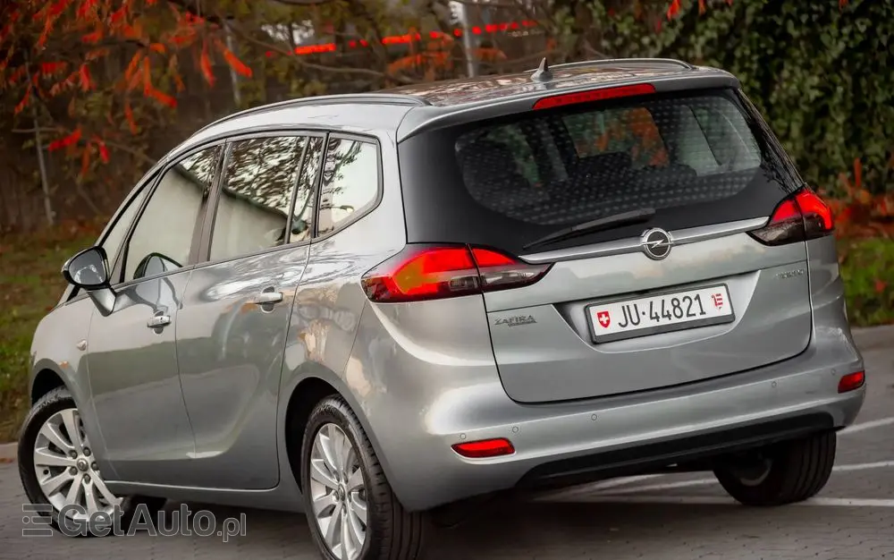OPEL Zafira 1.4 T Cosmo