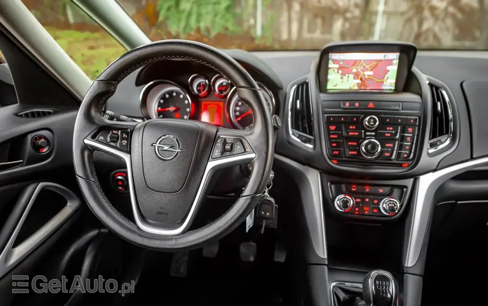 OPEL Zafira 1.4 T Cosmo