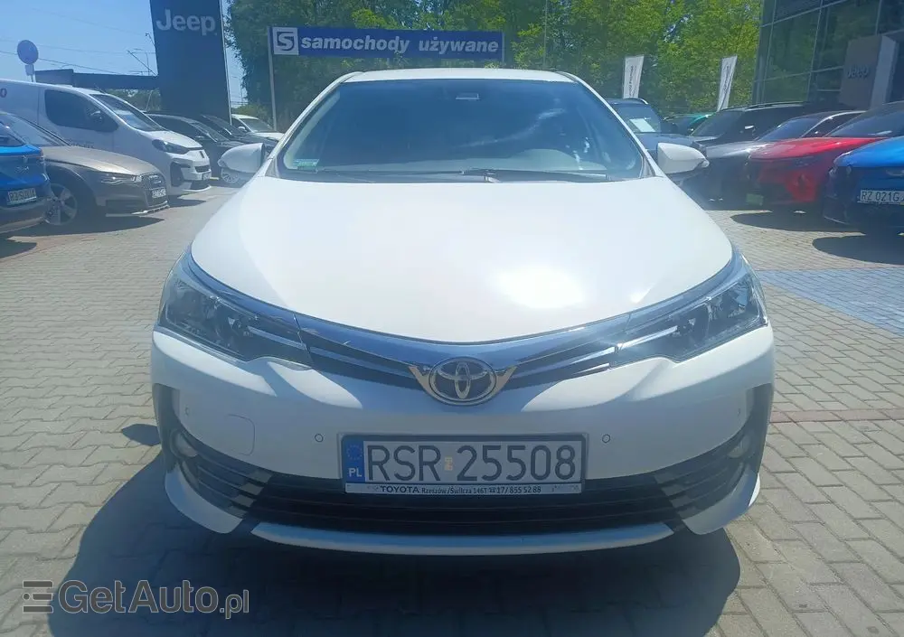 TOYOTA Corolla 1.6 Prestige