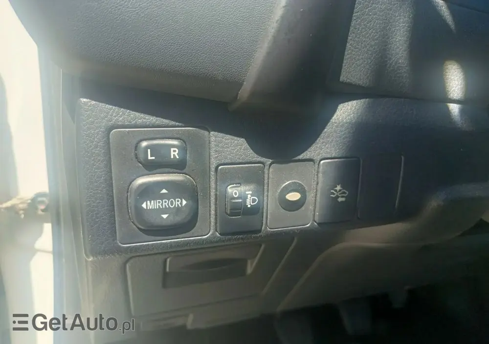 TOYOTA Corolla 1.6 Prestige