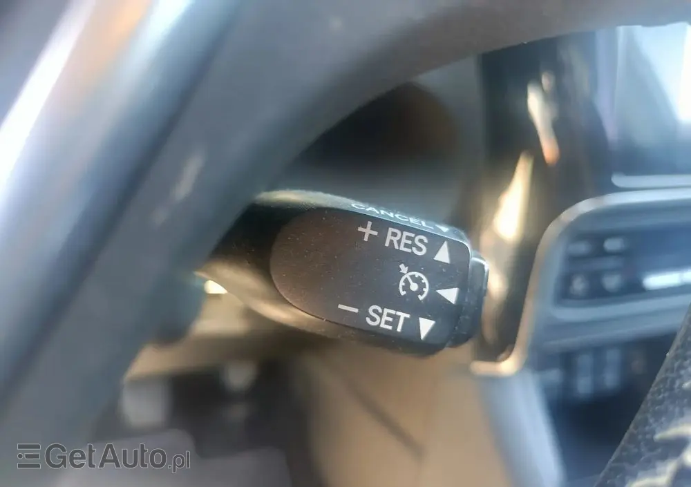 TOYOTA Corolla 1.6 Prestige