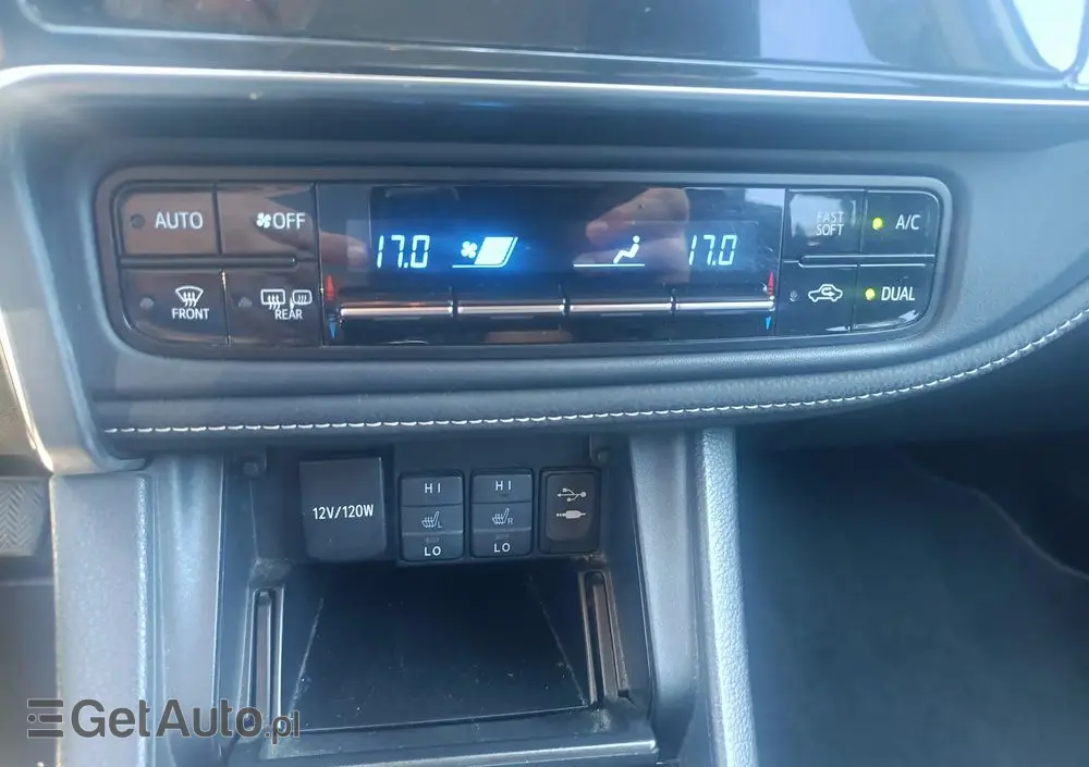 TOYOTA Corolla 1.6 Prestige