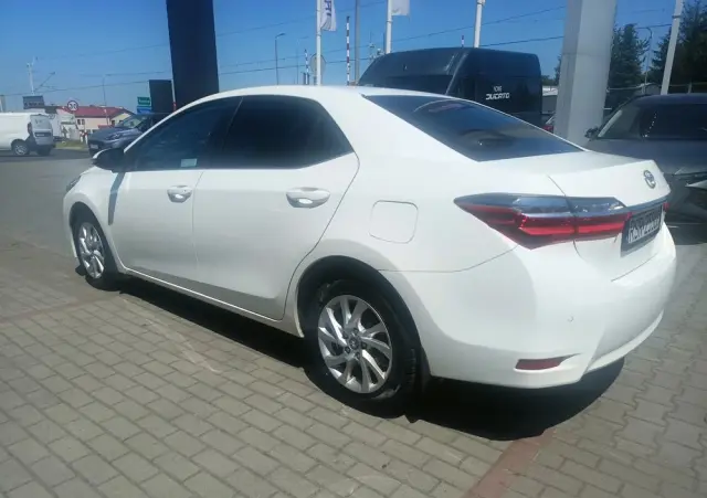 TOYOTA Corolla 1.6 Prestige