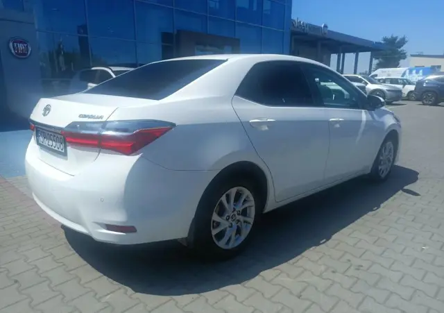 TOYOTA Corolla 1.6 Prestige