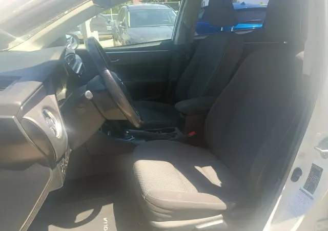 TOYOTA Corolla 1.6 Prestige