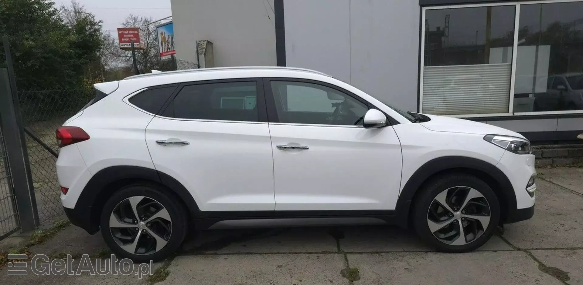 HYUNDAI Tucson 