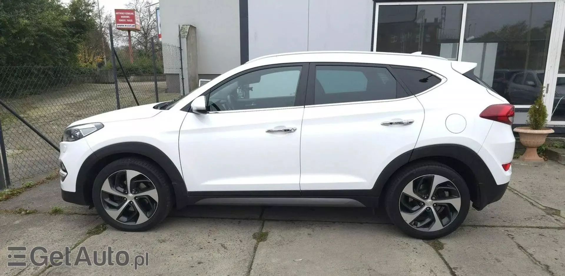 HYUNDAI Tucson 
