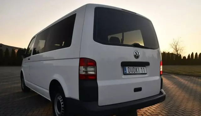 VOLKSWAGEN TRANSPORTER 