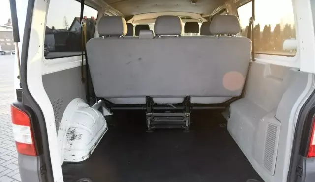 VOLKSWAGEN TRANSPORTER 