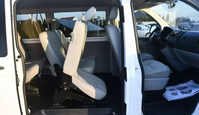 VOLKSWAGEN TRANSPORTER 