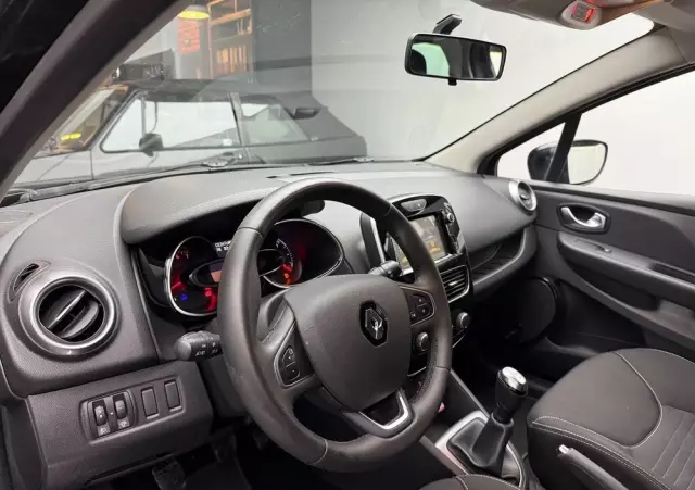 RENAULT Clio 1.2 16V Life