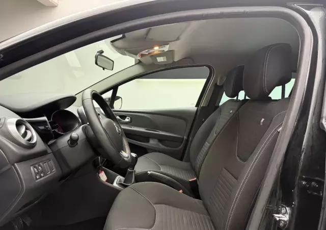 RENAULT Clio 1.2 16V Life