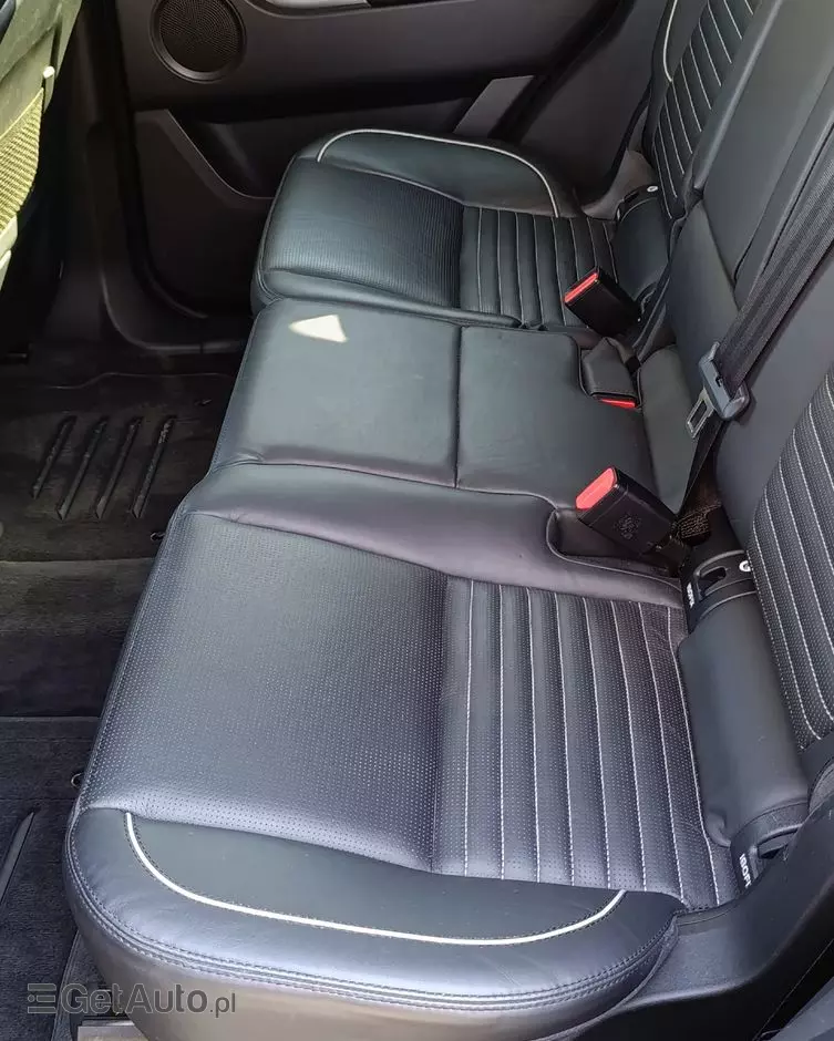 LAND ROVER Discovery 2.0 Si4 HSE Luxury