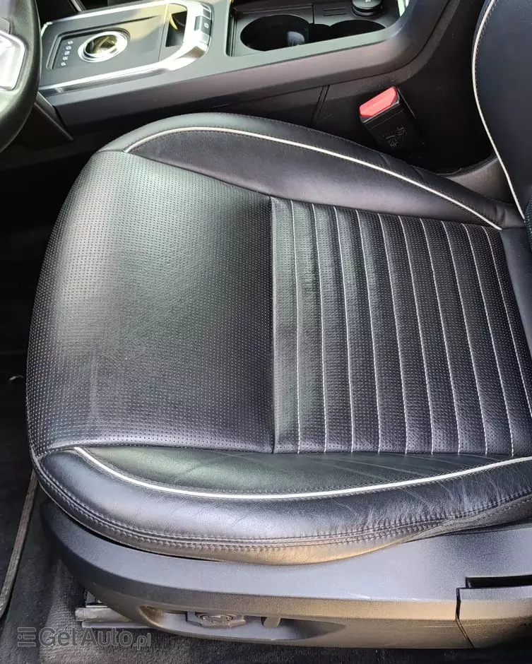 LAND ROVER Discovery 2.0 Si4 HSE Luxury