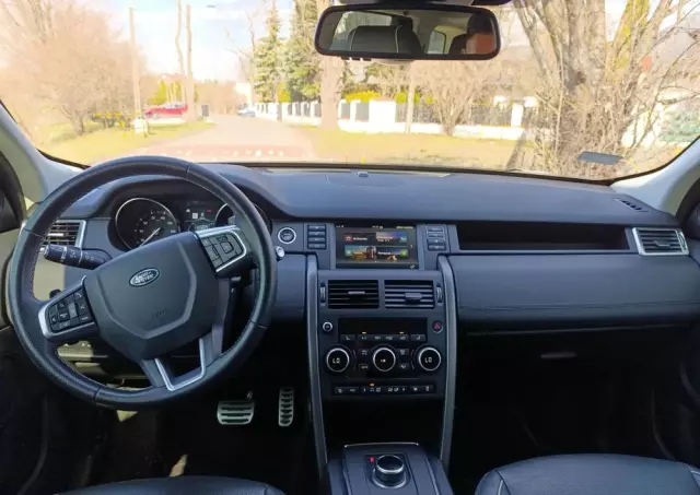 LAND ROVER Discovery 2.0 Si4 HSE Luxury