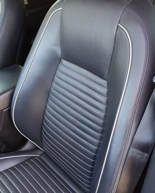 LAND ROVER Discovery 2.0 Si4 HSE Luxury