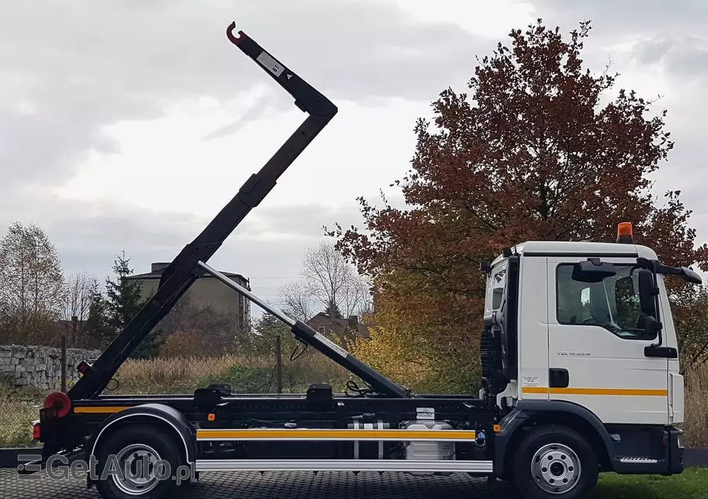 MAN TGL 12.220 HAKOWIEC 4x2 KLIMA HAKOWIEC DO KONTENERÓW 