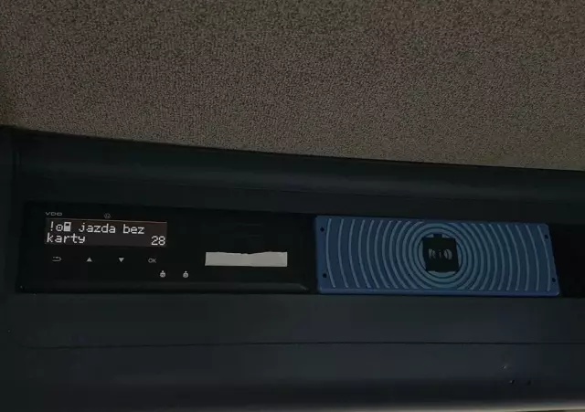 MAN TGL 12.220 HAKOWIEC 4x2 KLIMA HAKOWIEC DO KONTENERÓW 