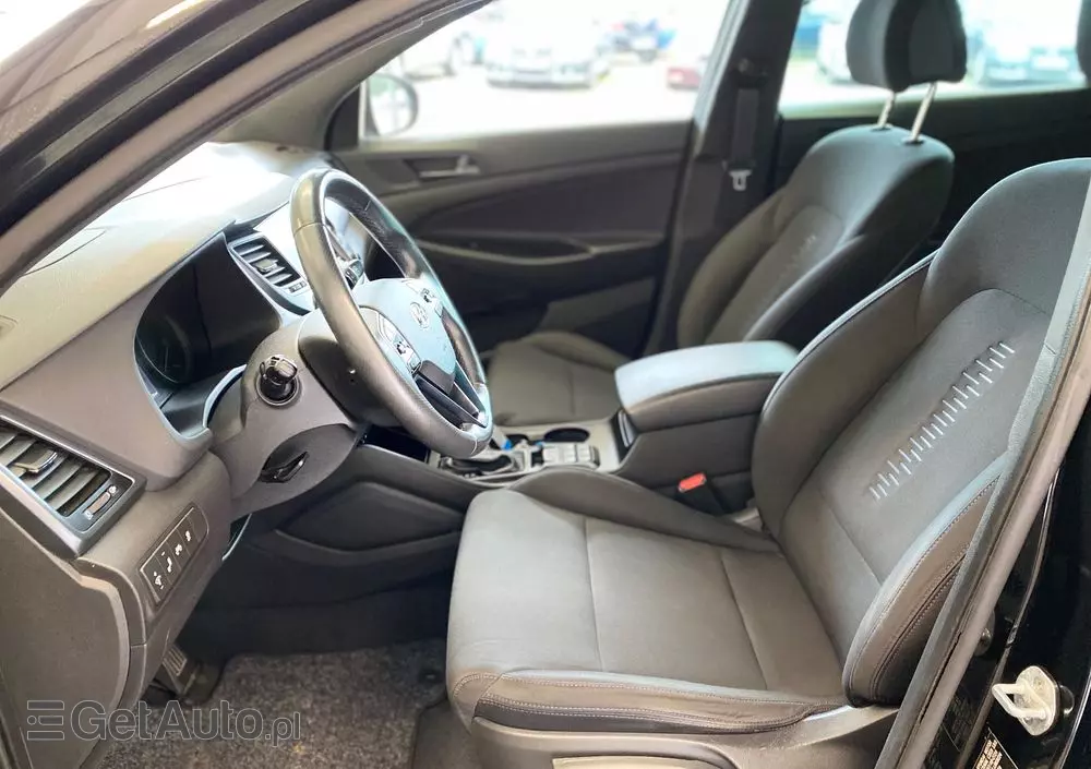 HYUNDAI Tucson 1.7 CRDI BlueDrive Style 2WD DCT