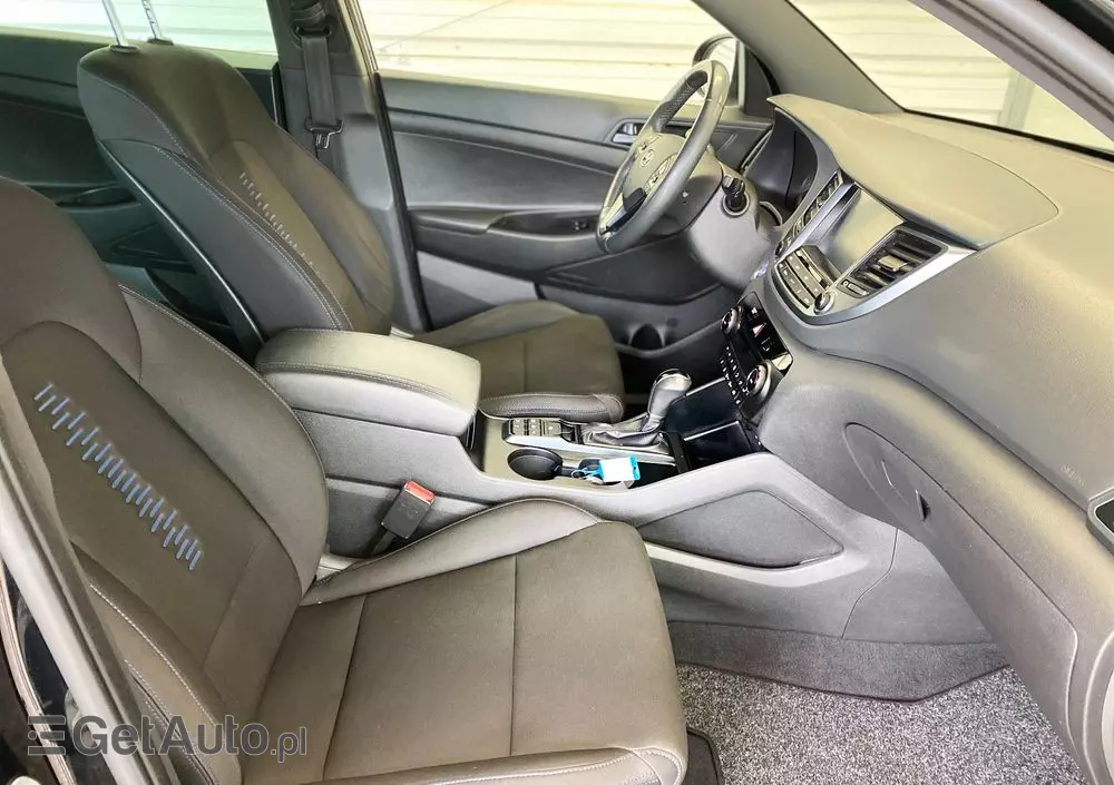 HYUNDAI Tucson 1.7 CRDI BlueDrive Style 2WD DCT